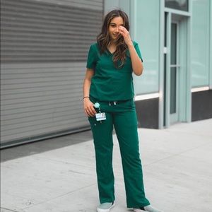 FIGS Livingston Scrub pants Hunter Green